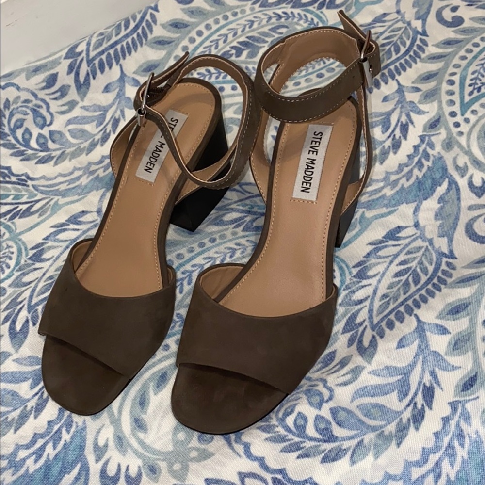 Steve Madden Heels - Picture 2 of 4